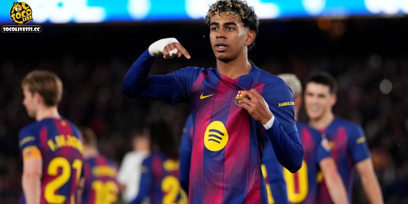 Lamine Yamal đang là trụ cột tại Barcelona